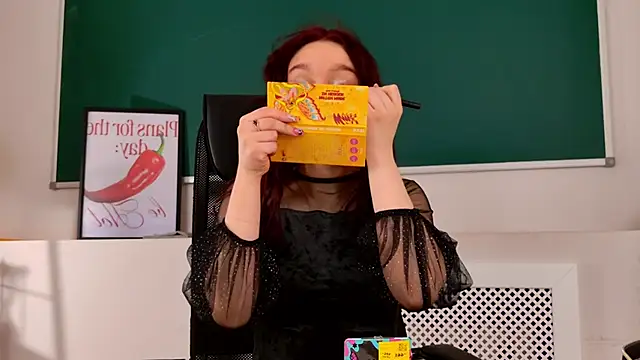 NoraHaynes online show from 26, 4, 2026