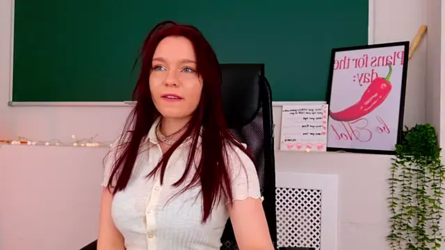 NoraHaynes online show from 28, 4, 2026