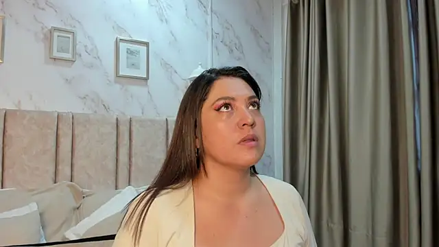 Paula And online show from 22, 4, 2026