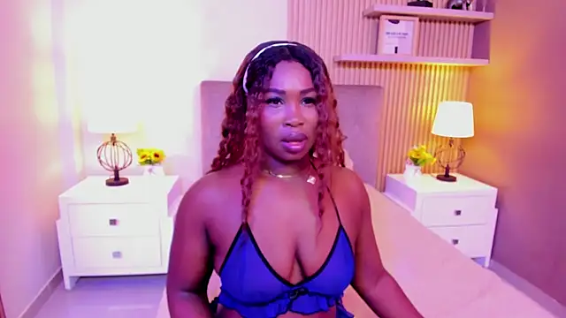 SerenaWinslow online show from 16, 7, 2026