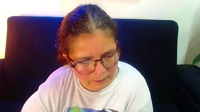 Snapshot of Linda_banks_ chatting on 24, 5, 2026 Linda banks online show from 24, 5, 2026