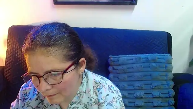 Snapshot of Linda_banks_ chatting on 1, 6, 2026 Linda banks online show from 1, 6, 2026