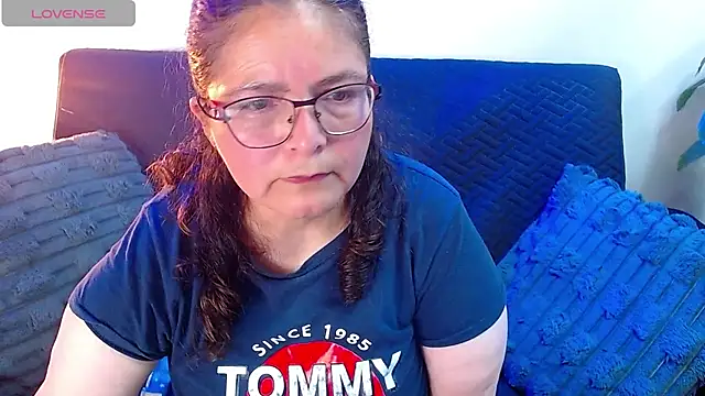 Snapshot of Linda_banks_ chatting on 13, 6, 2026 Linda banks online show from 13, 6, 2026
