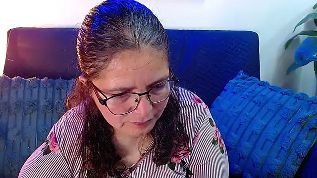 Snapshot of Linda_banks_ chatting on 14, 6, 2026 Linda banks online show from 14, 6, 2026