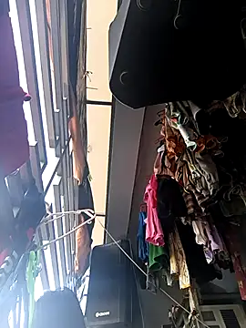 Snapshot of Uniquebeauty32 chatting on 13, 3, 2026 Uniquebeauty32 online show from 13, 3, 2026