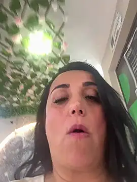 hotadhara01 online show from 5, 2, 2026