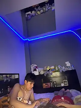 Snapshot of Kailertwink chatting on 29, 5, 2026 Kailertwink online show from 29, 5, 2026