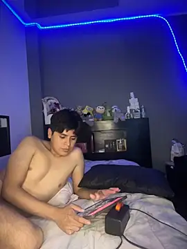 Snapshot of Kailertwink chatting on 31, 5, 2026 Kailertwink online show from 31, 5, 2026