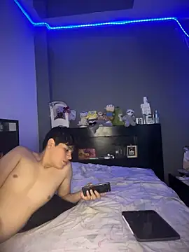 Snapshot of Kailertwink chatting on 6, 6, 2026 Kailertwink online show from 6, 6, 2026