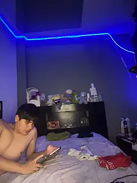 Snapshot of Kailertwink chatting on 7, 6, 2026 Kailertwink online show from 7, 6, 2026