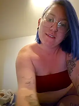 Snapshot of lablonde2025 chatting on 8, 5, 2026 lablonde2025 online show from 8, 5, 2026