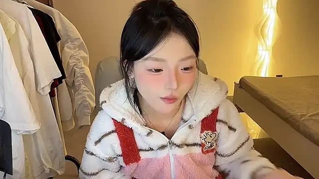 Robin-o3 online show from 19, 10, 2025