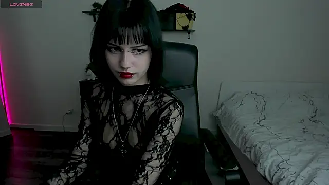 LiyaLuna online show from 9, 2, 2026