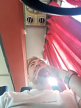 mert0359 online show from 9, 9, 2025