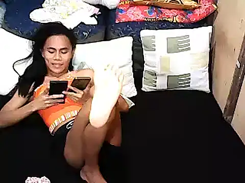 xxhottinybabe online show from 9, 11, 2025