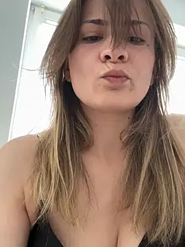 IsabellaEtha online show from 11, 5, 2026