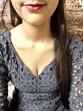 Indian-Aleena online show from 4, 10, 2025