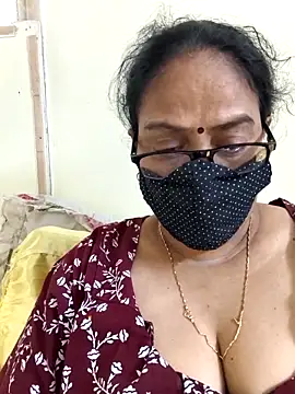 Snapshot of heera-rani chatting on 16, 5, 2026 heera-rani online show from 16, 5, 2026