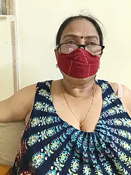 Snapshot of heera-rani chatting on 22, 5, 2026 heera-rani online show from 22, 5, 2026