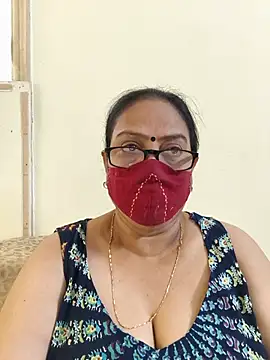 Snapshot of heera-rani chatting on 26, 5, 2026 heera-rani online show from 26, 5, 2026
