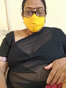 Snapshot of heera-rani chatting on 4, 6, 2026 heera-rani online show from 4, 6, 2026