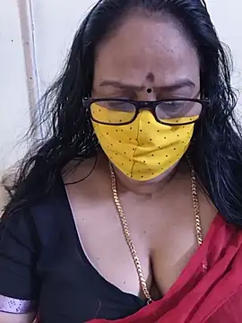 Snapshot of heera-rani chatting on 11, 6, 2026 heera-rani online show from 11, 6, 2026