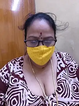Snapshot of heera-rani chatting on 13, 6, 2026 heera-rani online show from 13, 6, 2026