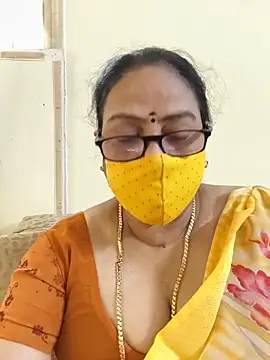 Snapshot of heera-rani chatting on 20, 6, 2026 heera-rani online show from 20, 6, 2026