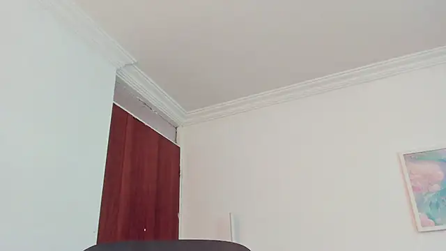 canelleGarces online show from 27, 3, 2026