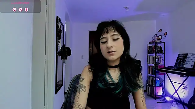 Snapshot of atenea_dragon__ chatting on 23, 6, 2026 atenea dragon online show from 23, 6, 2026