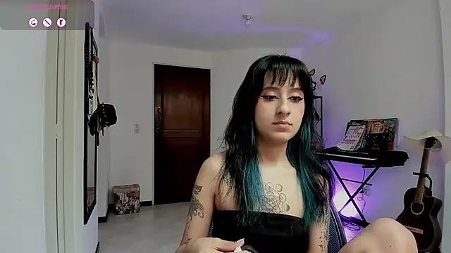 Snapshot of atenea_dragon__ chatting on 3, 7, 2026 atenea dragon online show from 3, 7, 2026