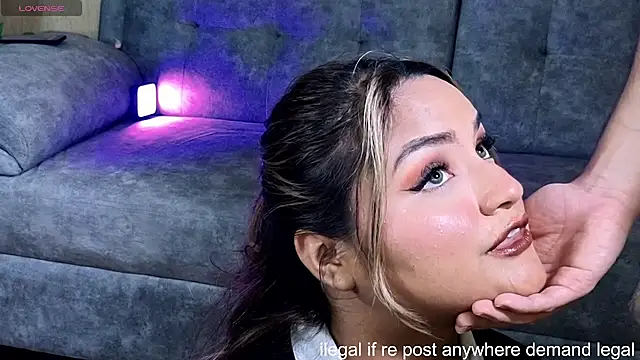 laurale phillipe online show from 8, 10, 2025