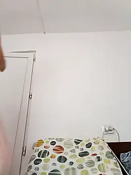 Vera Elle online show from 28, 9, 2025