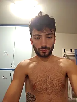 Snapshot of scopamiforte20cm chatting on 3, 2, 2026 scopamiforte20cm online show from 3, 2, 2026