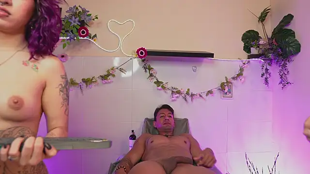 Jessi Alex online show from 4, 10, 2025