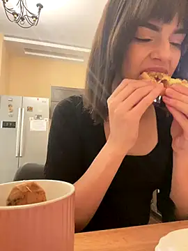 Miranda Kerry online show from 17, 10, 2025