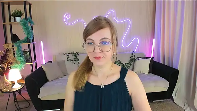 YourUniverser online show from 10, 11, 2025