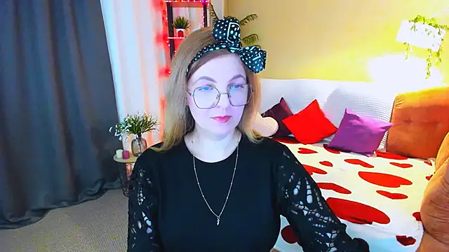 YourUniverser online show from 19, 4, 2026