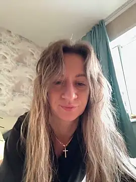 EvvaMur online show from 5, 3, 2026