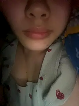 Snapshot of Xu_Xubaby chatting on 12, 10, 2025 Xu Xubaby online show from 12, 10, 2025