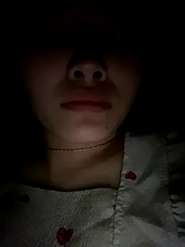 Snapshot of Xu_Xubaby chatting on 11, 11, 2025 Xu Xubaby online show from 11, 11, 2025