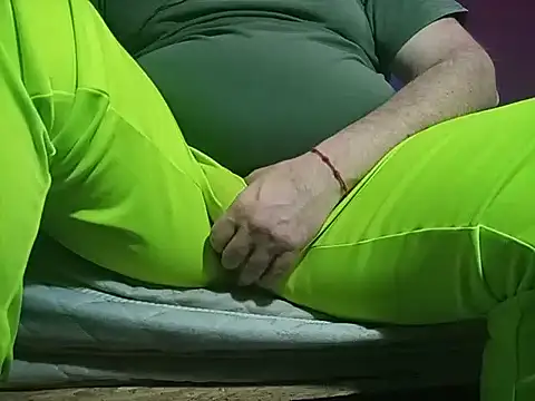 BabyBearMilk online show from 10, 11, 2025