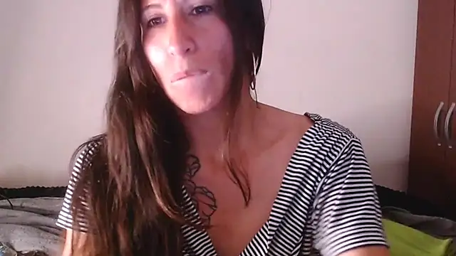 Snapshot of NathaSlave chatting on 4, 5, 2026 NathaSlave online show from 4, 5, 2026