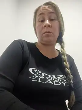 Nala1986 online show from 5, 12, 2025