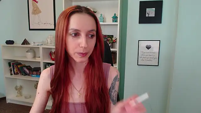 Julia Jae online show from 28, 10, 2025