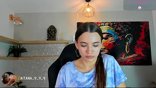 aitana baker  online show from 29, 4, 2026