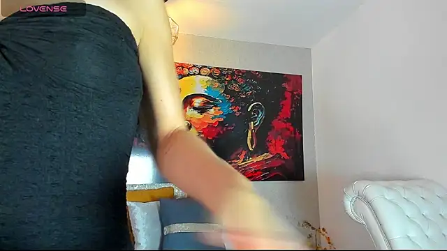 aitana baker  online show from 30, 4, 2026