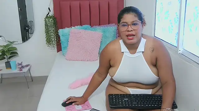 Daniiela lan online show from 7, 11, 2025