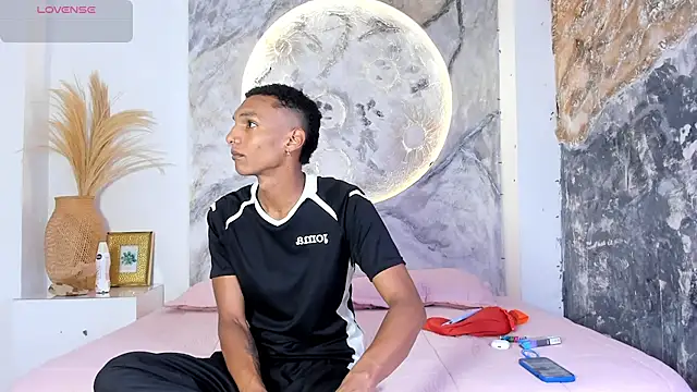 JulienSaint online show from 11, 4, 2026