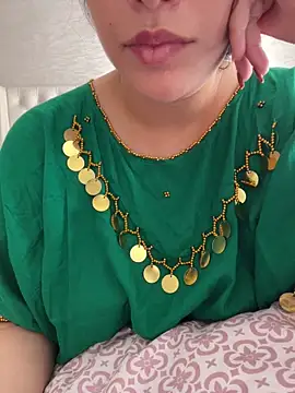 Snapshot of Bold-arabic-vibes chatting on 15, 9, 2025 Bold-arabic-vibes online show from 15, 9, 2025